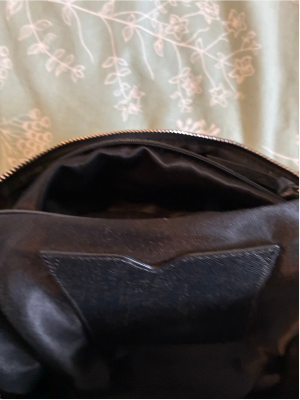Women's DKNY Black Quilted Shoulder Bag One Size - Picture 6 of 7
